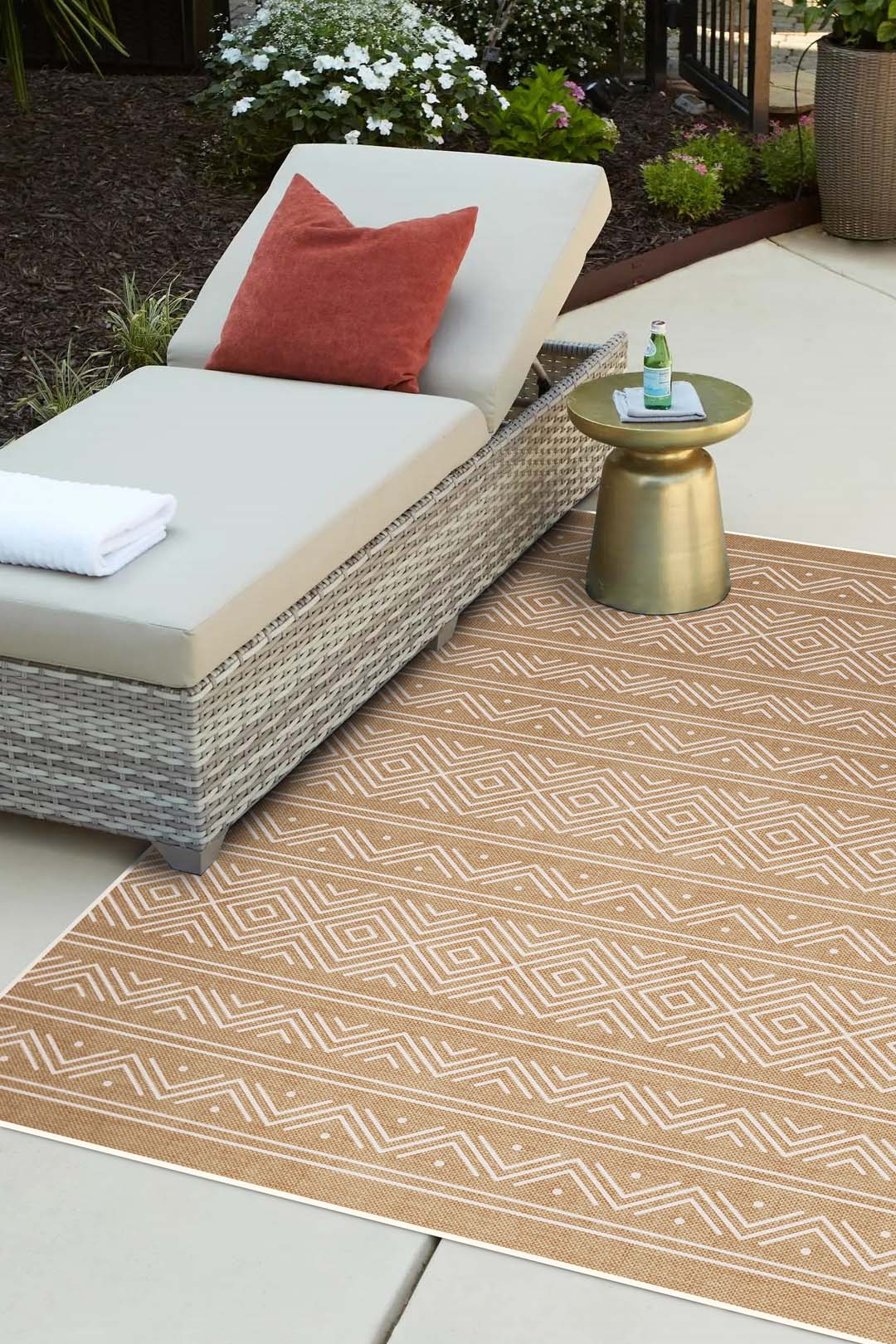 Outdoor Aztec Hazelnoot Vloerkleed - Image 4